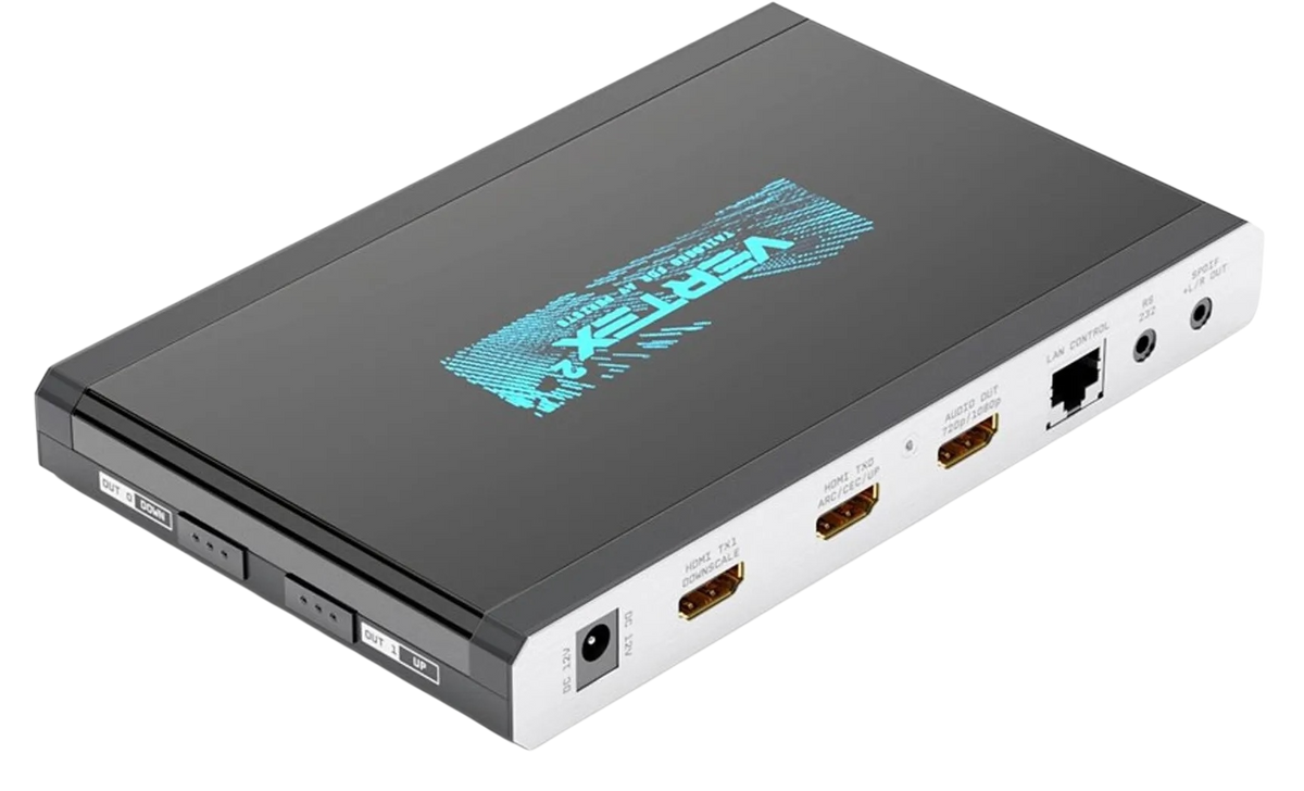 Πλευρά εξόδων του HDfury Vertex 2: 12V DC, HDMI TX1 downscale, HDMI TX0 με ARC, CEC και upscale, η έξοδος 720p/1080p του εξαγωγέα ήχου, έλεγχος LAN, RS232 και S/PDIF με έξοδο L/R